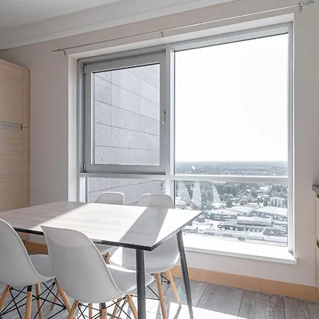 Panorama 25th Floor Spacious Free Parking شقة *