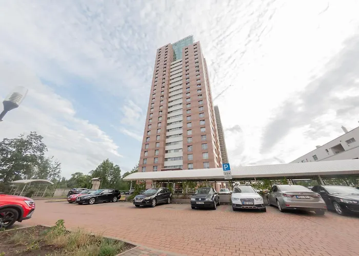 Panorama 25th Floor Spacious Free Parking Апартаменты