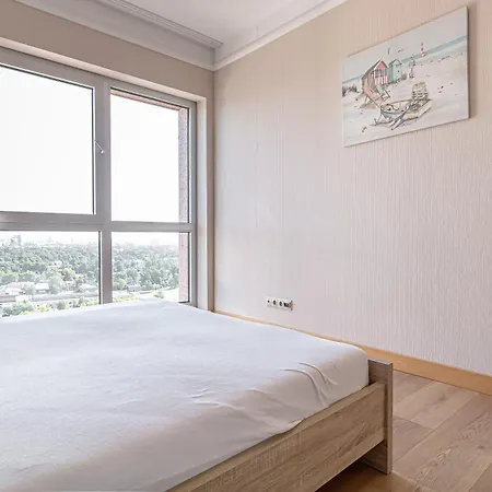 Panorama 25th Floor Spacious Free Parking Appartement *